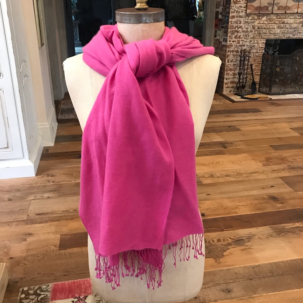 Pink scarf shawl for wedding season